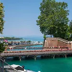 Cordigero - Riverside Suite Apartman *